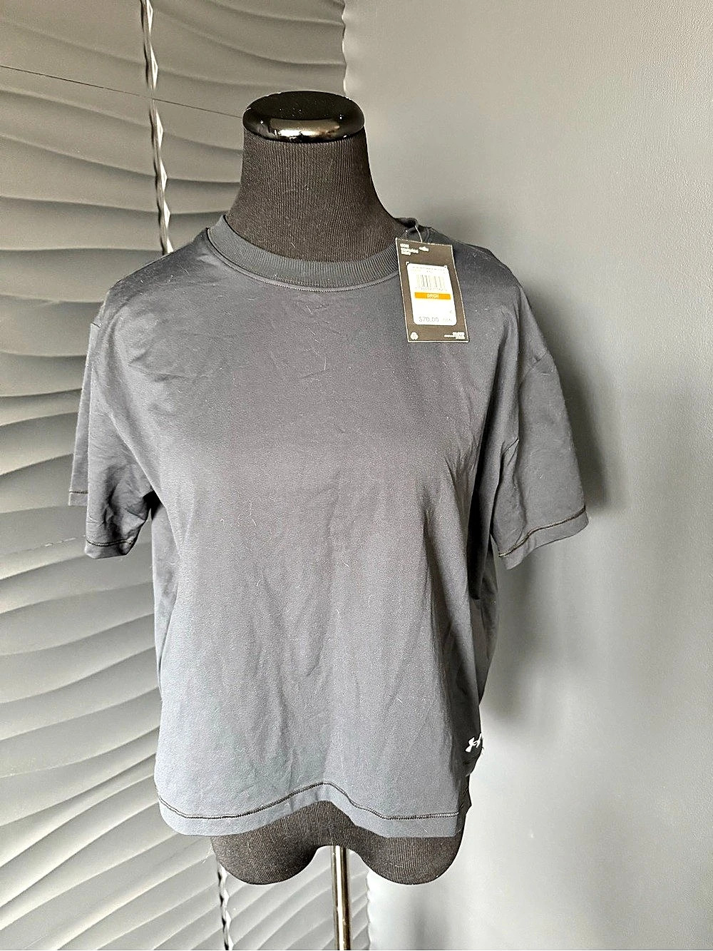 Under Armour UA Tech Men's black Short Sleeve Size S NWT